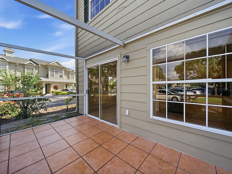 7780 Plantation Cir — Photo 23