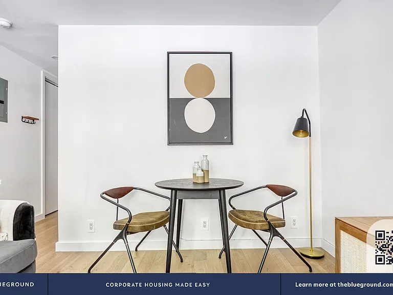 227 E 59th St #1A — Photo 5