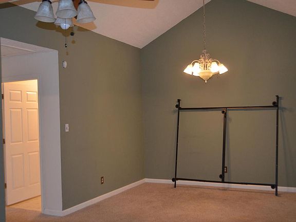 2nd image of 4619 Dewey Way