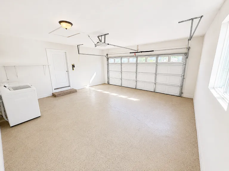3682 Bay Ave — Photo 37