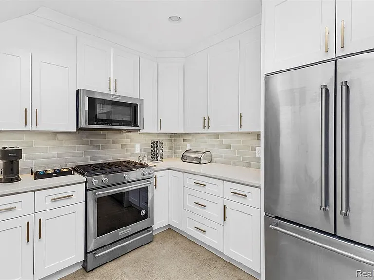 262 Mack Ave #1 — Photo 13