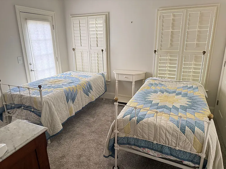 421 Spring St #103 — Photo 14