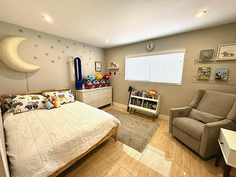 5520 Coach House Cir #G — Photo 33