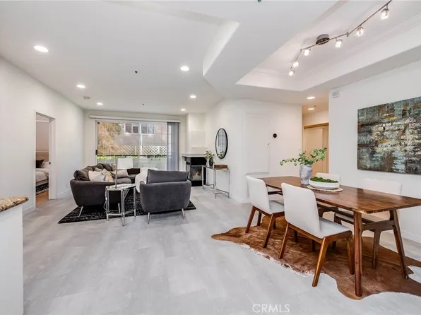 10824 Bloomfield St APT 106, North Hollywood, CA 91602