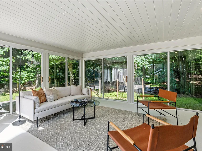 11120 Deborah Dr — Photo 10