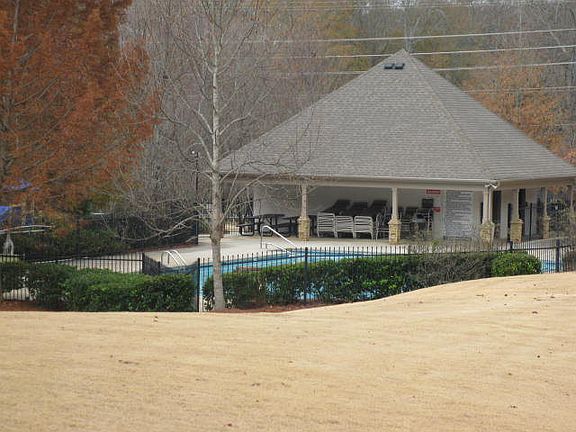 3rd image of 1106 Fountain Crest Dr #1