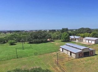 923 Exeter Rd, Spicewood, TX 78669
