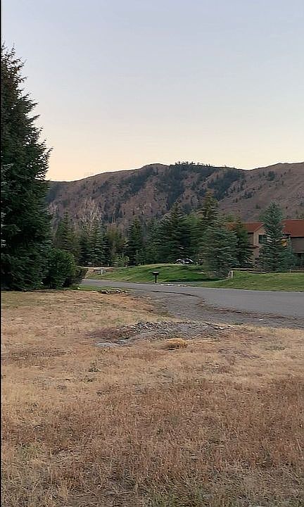 Mountain Views Looking SW