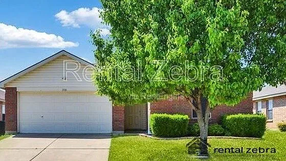 1336 Castle Ridge Rd — Photo 2