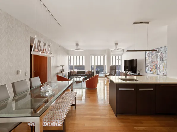454 West 54th Street 7A image 1 of 16