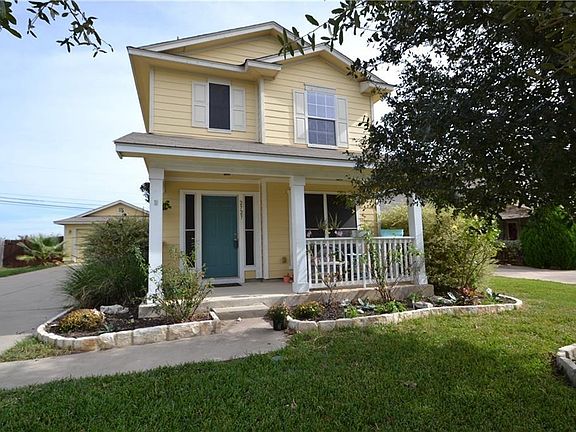 3rd image of 2727 Fairview Dr
