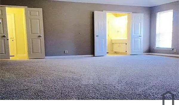 909 Autumn Lake Dr — Photo 12