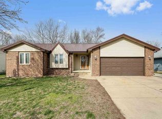 625 N School Rd, El Dorado, KS 67042