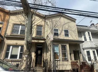 94 Garside St, Newark, NJ
