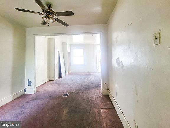 5th image of 1543 S Lindenwood St