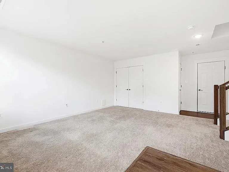 330 Furgeson Ln — Photo 10