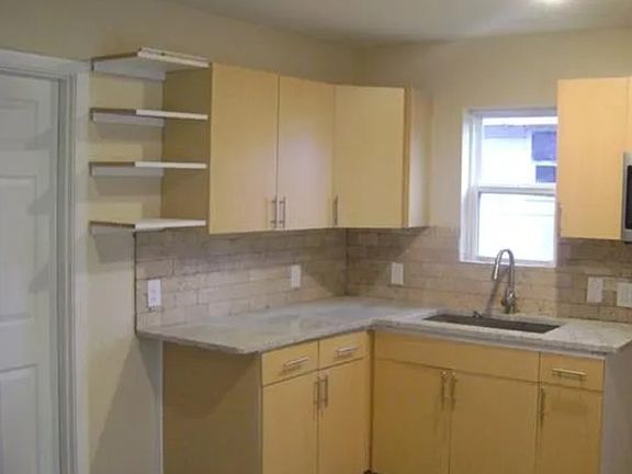 2nd image of 3600 Halloran St