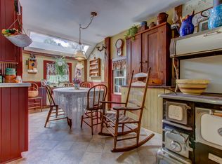 13760 Claridon Troy Rd, Burton, OH 44021