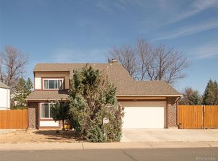 892 S Rifle Way, Aurora, CO 80017