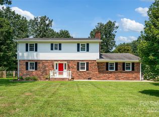 4121 Dover St, Claremont, NC 28610