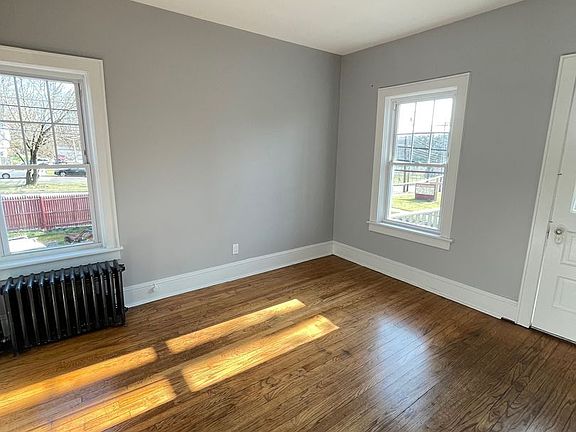 3rd image of 185 West St Floor 1