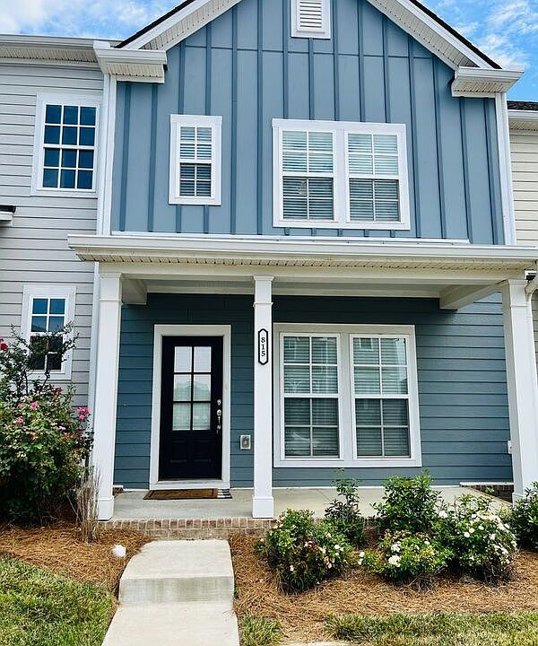 1st image of 815 Goswell Dr