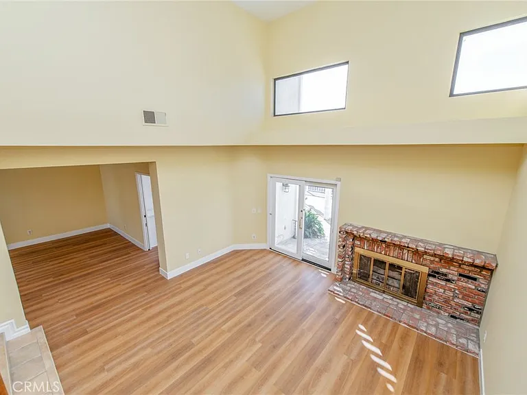 76 Fairlake #23 — Photo 20