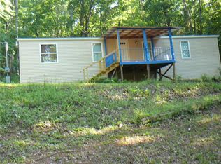 104 Rocky Shores Boat Ramp, Iva, SC 29655