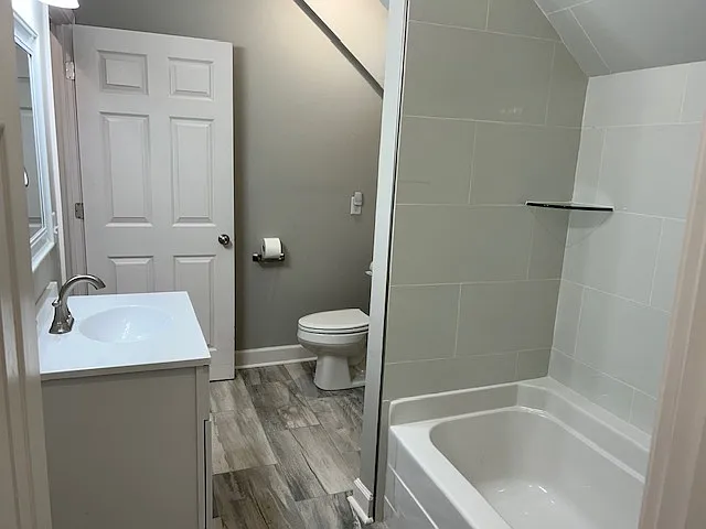 409 W Maple Ave #B — Photo 19