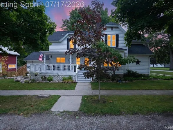 202 N Church St, Vernon, MI 48476