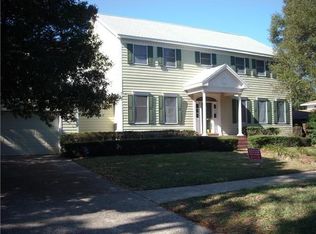 1710 Magnolia Rd, Belleair, FL 33756