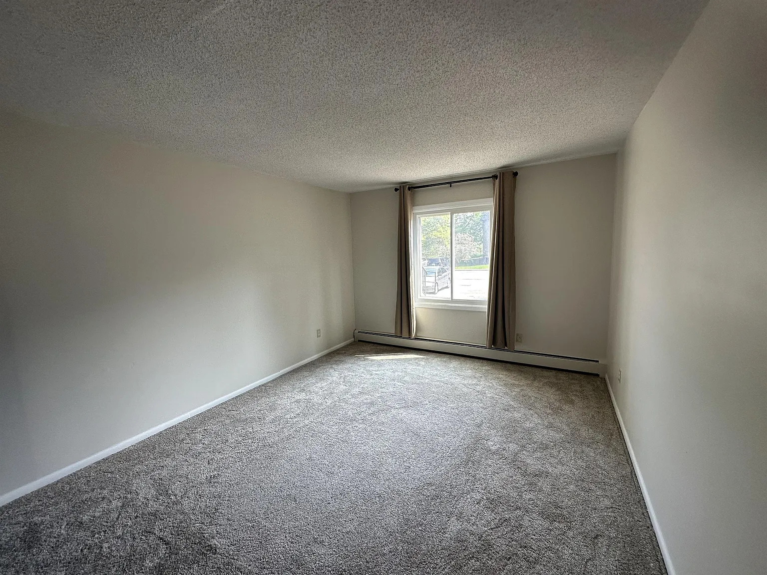 4207 Lakeside Avenue North # 139 Brooklyn Cent... - 139 — Photo 3