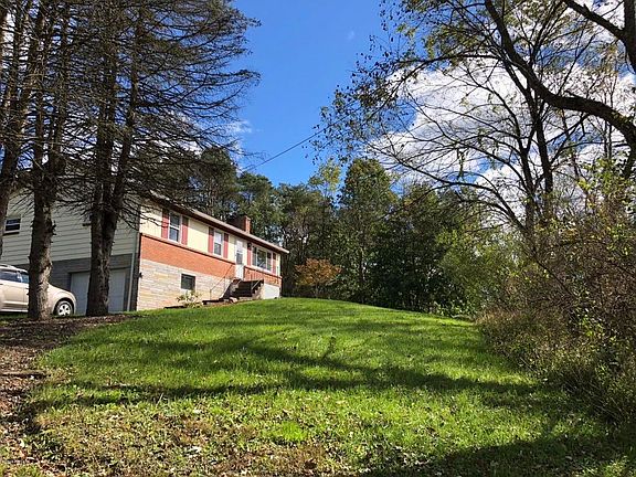 853F7121-90A9-44A8-B133-E914F8DC4BB8