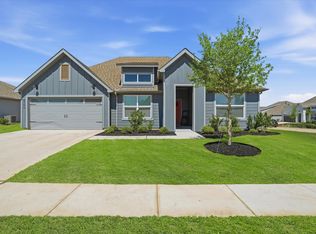 4028 Cornerstone Cir, Granbury, TX 76048