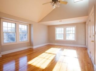 203 Florence Ave #2, Arlington, MA 02476