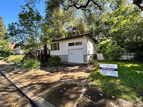 2nd image of 209 Willow Ave