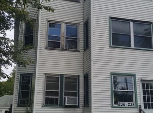 236 Quaker Ln S, West Hartford, CT 06119