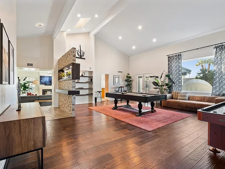 6252 E Beverly Ln — Photo 13