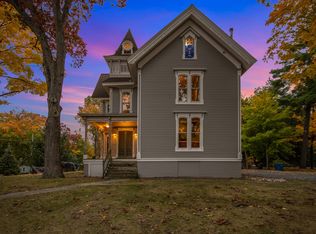 220 E Park St, PENTWATER, MI 49449