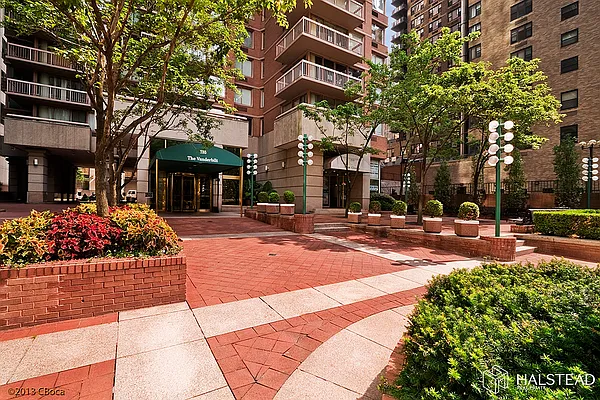 Rented by Halstead Real Estate | media 11