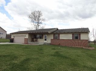 3215 S Rosewood Blvd, Knox, IN 46534