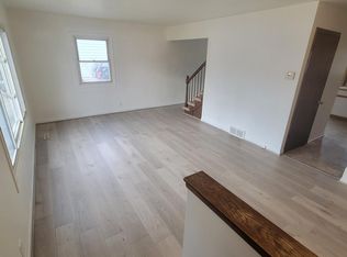 1210 Sunset Ridge Dr W #1210, West Bend, WI 53090