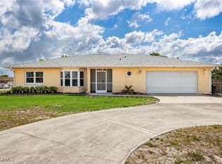 17375 Phlox Dr, Fort Myers, FL 33967