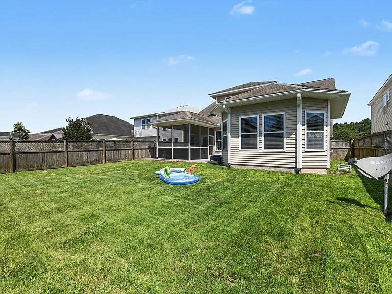 203 Topsaw Ln — Photo 32