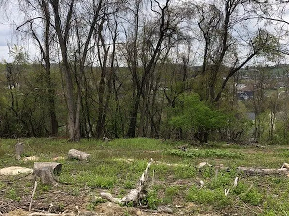 111 Ridge Rd, South Park, PA 15129
