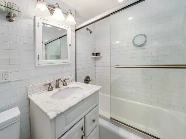 230 East 15th Street 2C image 6 of 6
