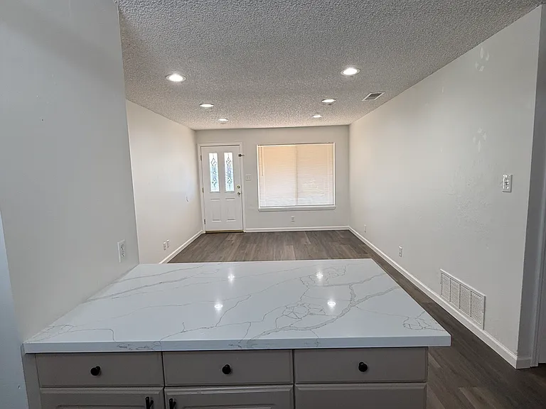 10657 Viani Way — Photo 5