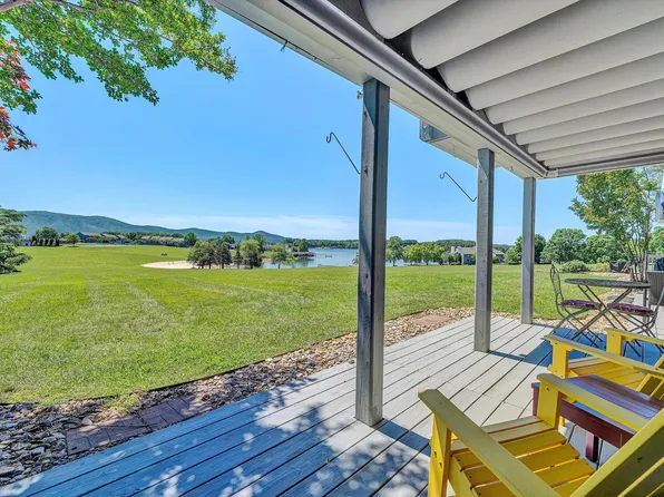 170 Sailors Cove Dr Unit 1204, Moneta, VA 24121