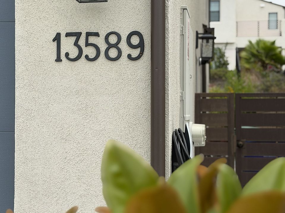 1st image of 13589 Cayucos Ln