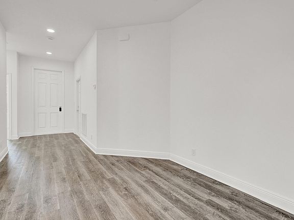 4th image of 1406 J Street